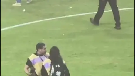 ¿SE PIERDE EL MUNDIAL? Marcelo Flores salió de esta forma de la Final de Concacaf Champions Cup
