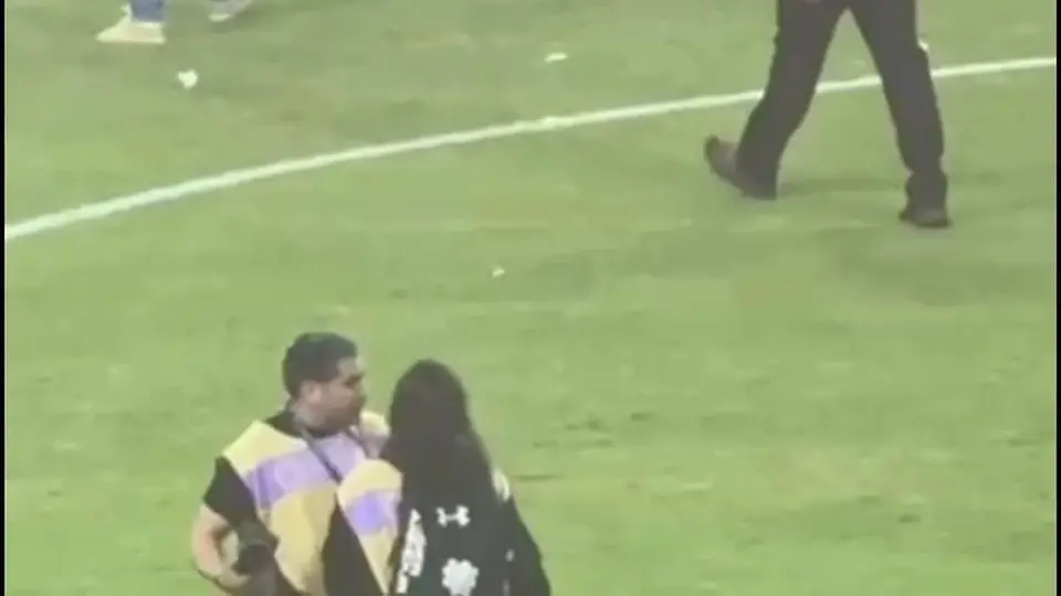 ¿SE PIERDE EL MUNDIAL? Marcelo Flores salió de esta forma de la Final de Concacaf Champions Cup