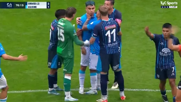 Lucas Zelarayán, exjugador de Tigres, desata momento dramático con desorientación y casi desmayo en pleno partido
