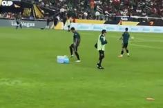 ¡Lo aman! Afición se rinde ante Memo Ochoa previo al partido ante Australia