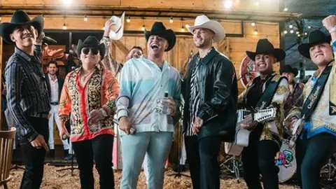 Eduin Caz, vocalista de Grupo Firme, fue mencionado en el mensaje localizado durante la noche del viernes 29 de mayo./ RS