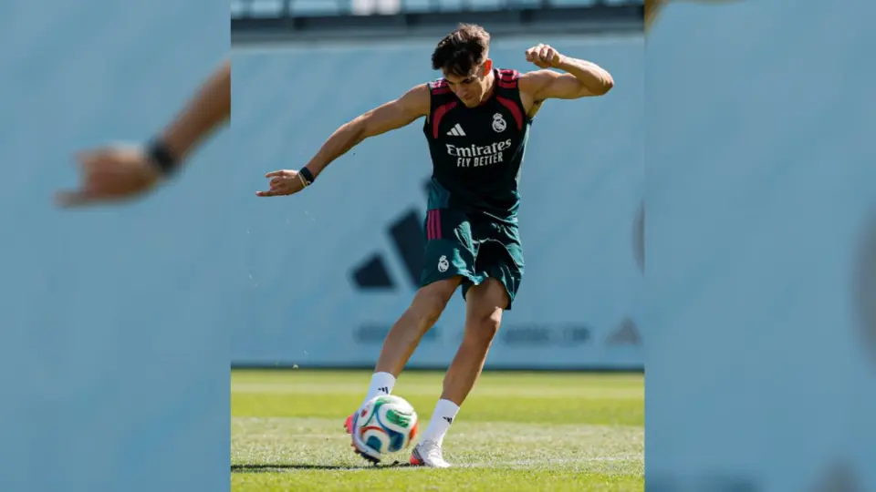 Carlos Espí, nuevo jugador de Real Madrid | X: @realmadrid
