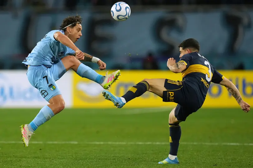 Martin Sarrafiore y Lautaro Blanco en el partido de Copa Sudamericana | AP