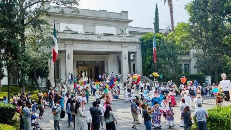 Su ubicación es dentro del Bosque de Chapultepec y la entrada es gratuita / Especial