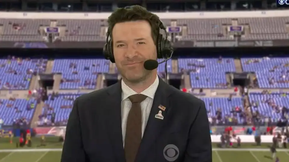CBS aparta a Tony Romo de sus transmisiones tras su reciente arresto