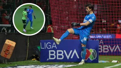 ¡Problemas fronterizos! Sebastián Jurado se encara con Guilherme Castilho tras goleada ante Toluca