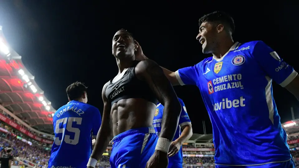 Willer Ditta en celebración con Cruz Azul en el Apertura 2026 de la Liga MX | IMAGO 7