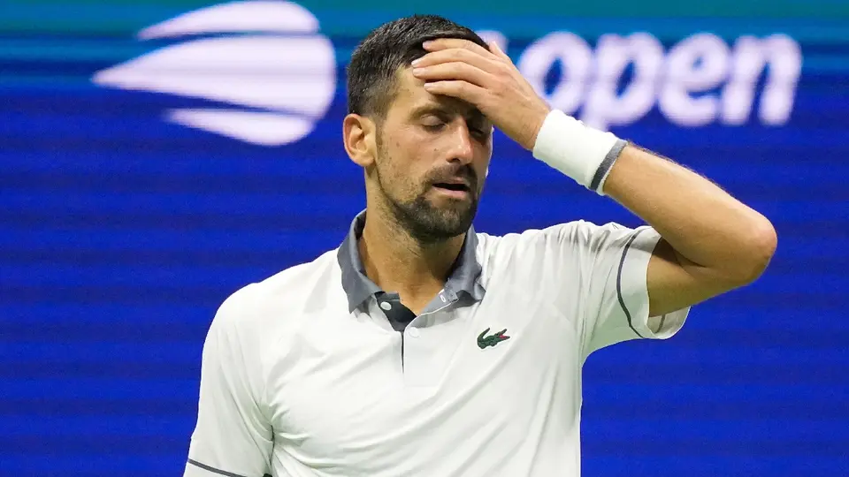 Novak Djokovic lamentándose en el US Open 2026 | AP