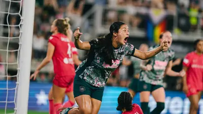 Rebeca Bernal completó los exámenes médicos del Manchester United