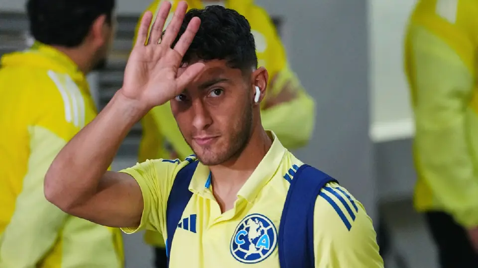 Sebastián Cáceres, defensor de América | IMAGO7
