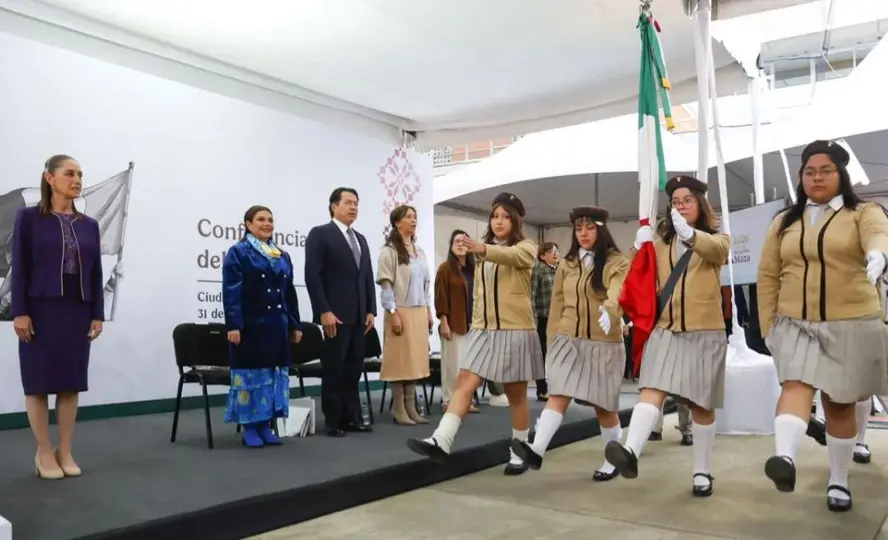 La mandataria señaló que la adolescencia es una etapa caracterizada por importantes cambios físicos y emocionales por lo que requiere acompañamiento a los estudiantes./Cristina Rodríguez