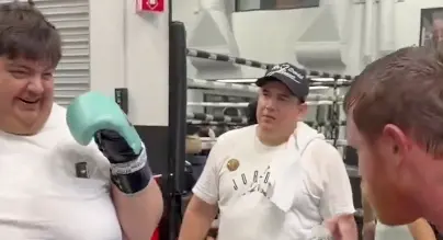 Canelo Álvarez y Paulo Chavira | CAPTURA DE PANTALLA