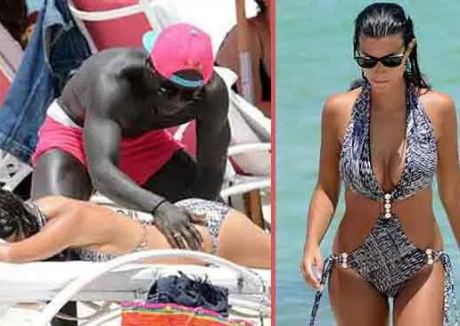 Bacary Sagna luce a su esposa en Miami