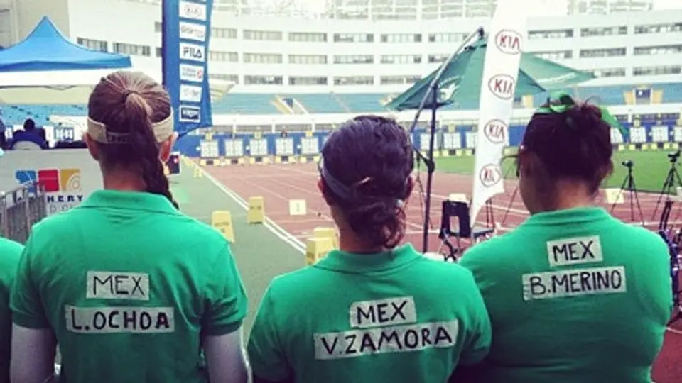 Arqueras mexicanas compiten sin uniformes en Mundial