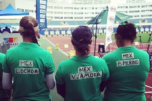 Arqueras mexicanas compiten sin uniformes en Mundial