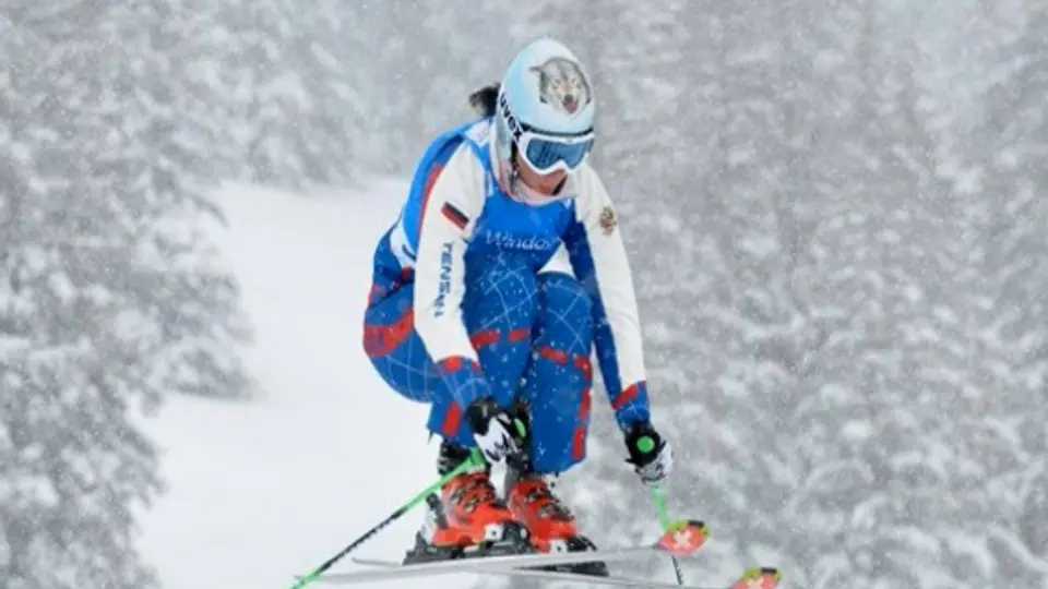 Esquiadora rusa sufre terrible lesión en Sochi