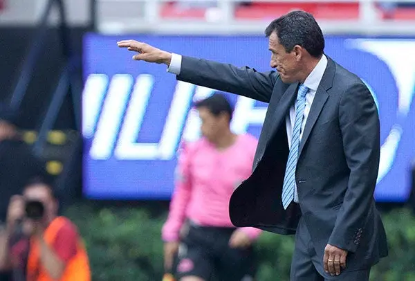 Juan Carlos Ortega durante un duelo en el Omnilife | MEXSPORT