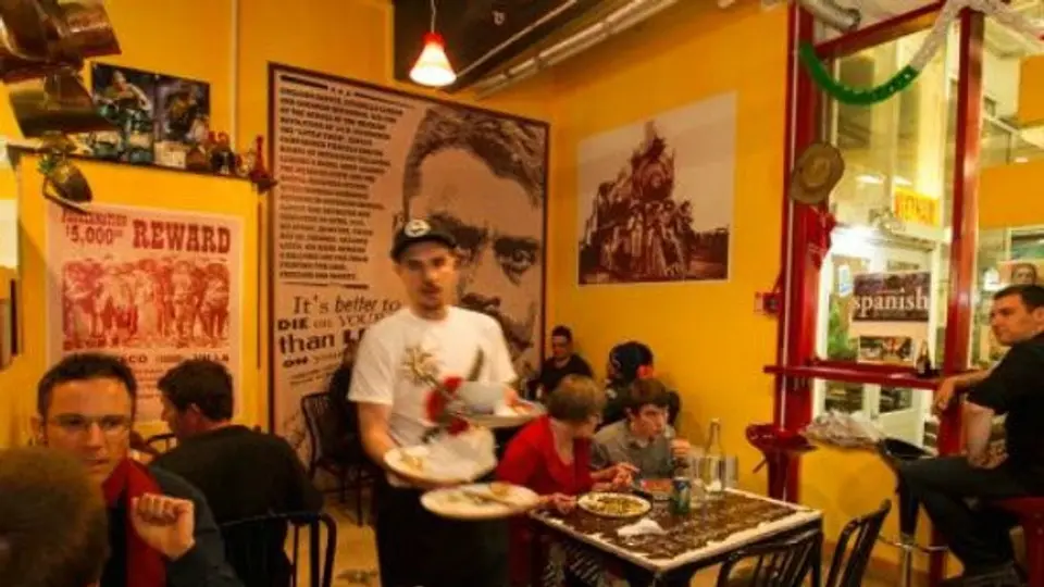 'Viva México', un restaurante en la calle más concurrida de Wellington