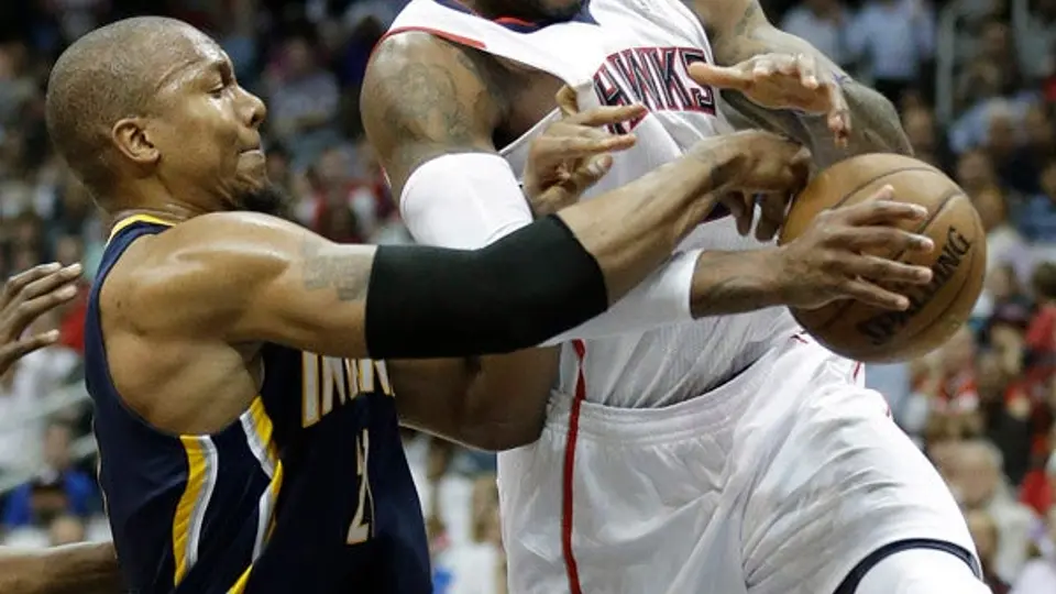 Hawks empata a dos la serie con Pacers