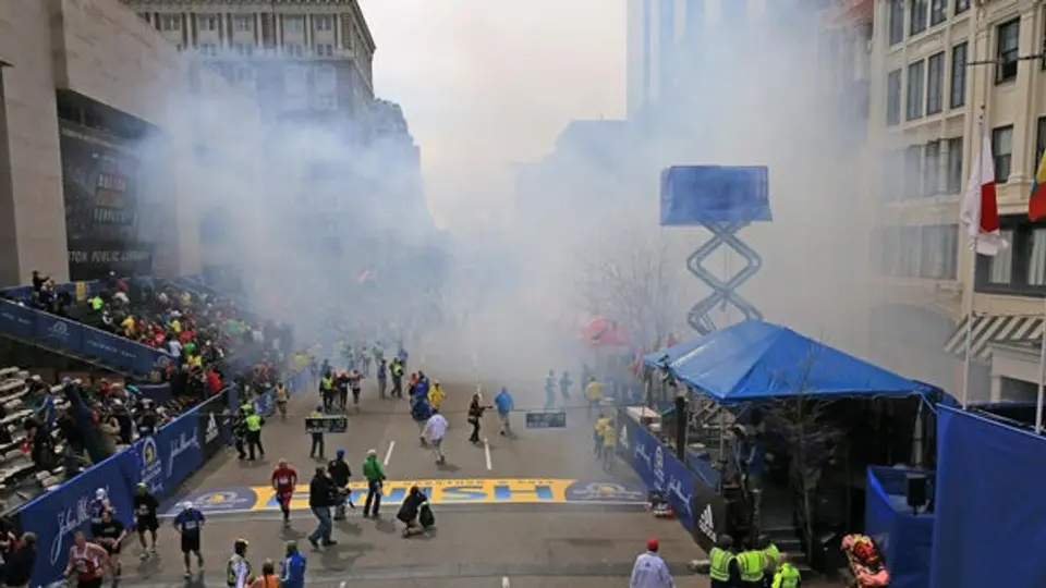 Corredores del Maratón de Boston quieren terminar la carrera en 2014