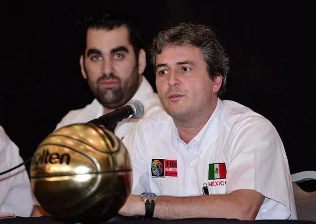 'México no debe ponerse objetivos en Mundial de basquetbol': Valdeolmillos