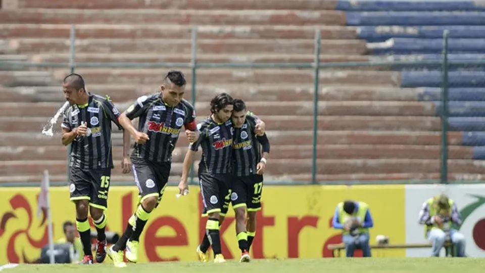 Eruviel Ávila anuncia remodelación del Neza 86