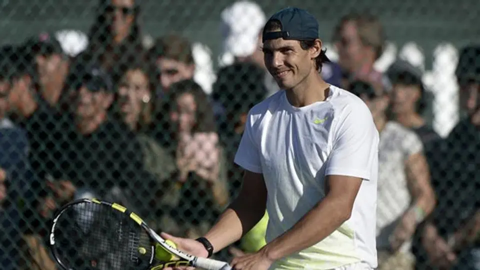 Nadal hace negocios en Acapulco