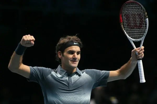 Federer elimina a Del Potro, va por Nadal en 'Semis' de Copa Masters