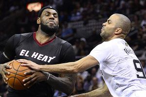 Spurs derrota al Heat y suma cinco triunfos al hilo