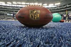 Corte respalda demanda por tope salarial en la NFL