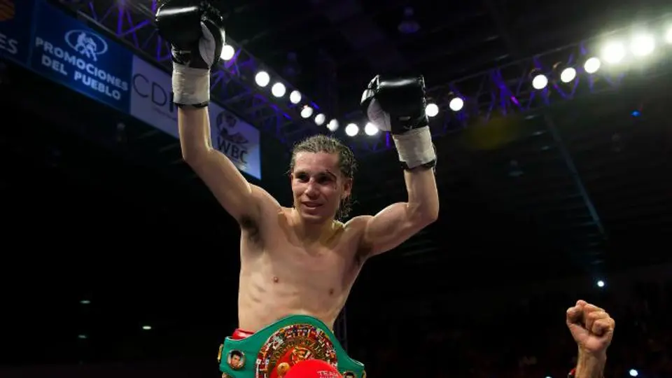 Carlos Cuadras, nuevo Campeón Supermosca del CMB