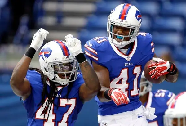 Bills le pone freno al galope de los Potros