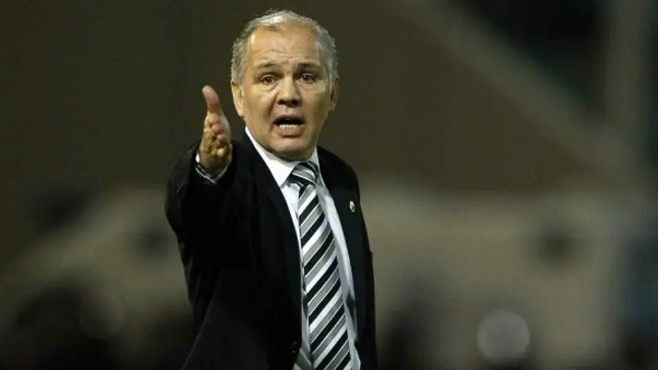 Sabella viaja a Europa para ver a Messi, Mascherano y Zanetti