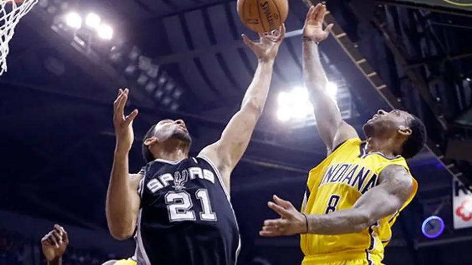 Spurs establece su mejor récord de triunfos