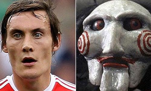 Dean Whitehead se parece a Jigsaw el personaje de la saga Saw, 'El Juego del Miedo' | ESPECIAL