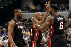 Heat recupera la delantera ante Pacers