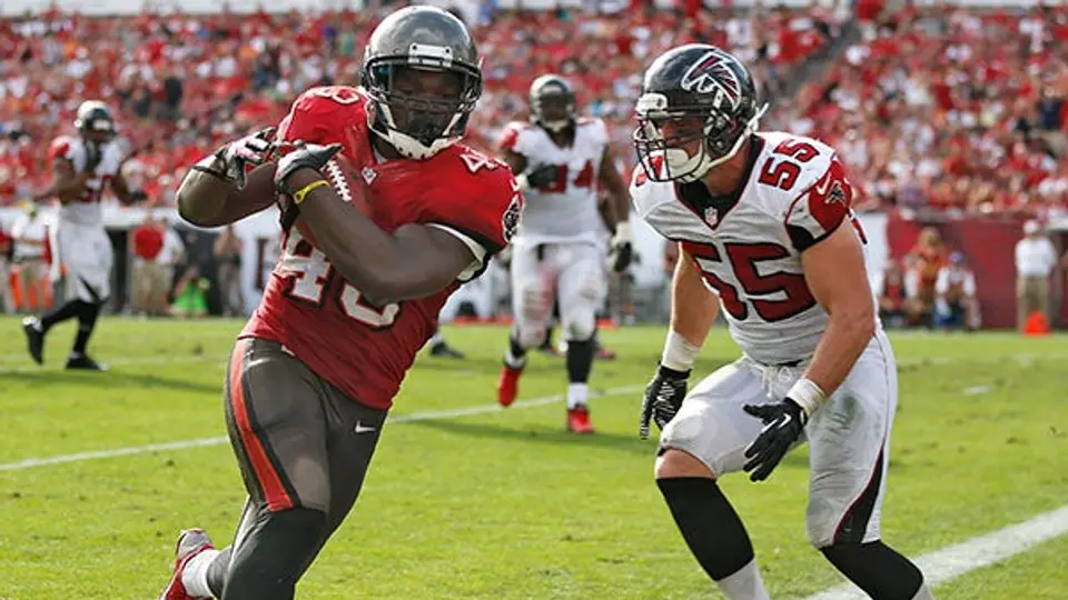Rainey conduce a Bucaneros para derrotar a Atlanta