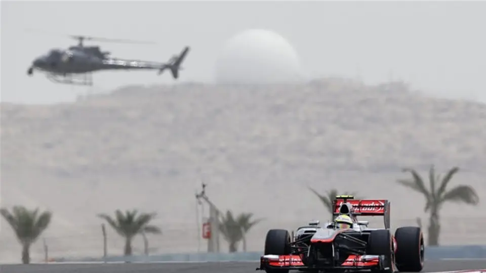 Checo Pérez termina sexto en Bahrein