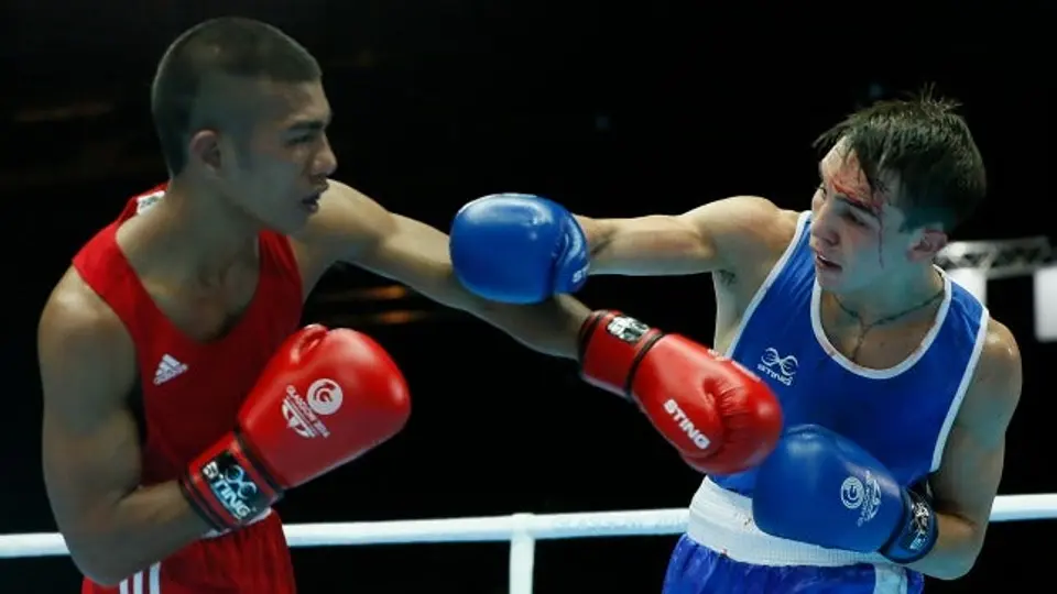 Boxeo amateur elimina protección para la cabeza