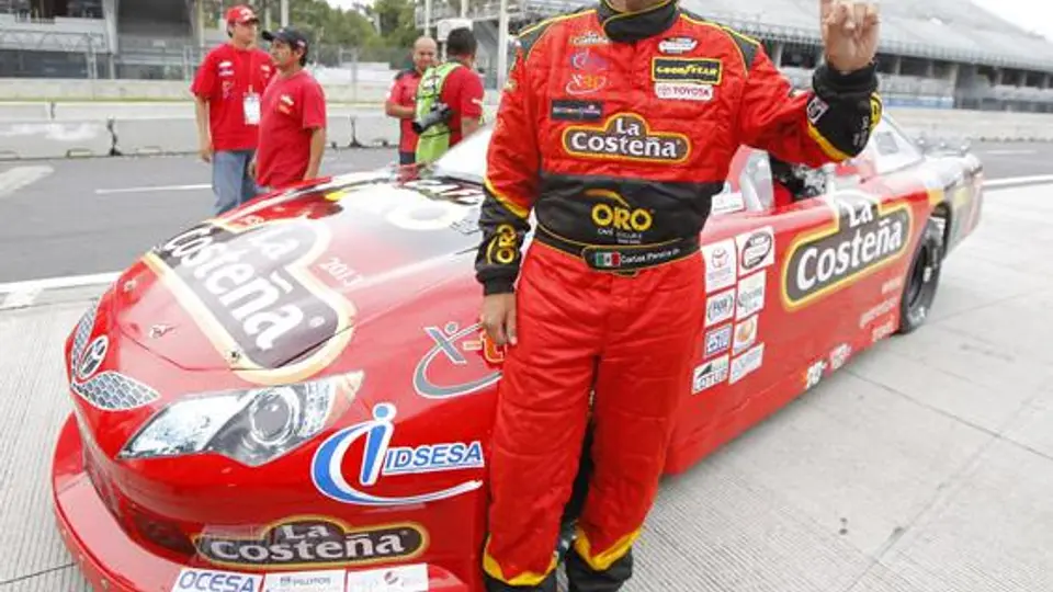 Peralta conquista la pole en la Nascar México Series