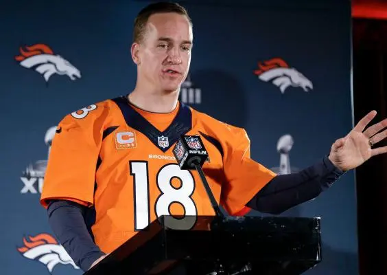 Manning ironiza con comentarios de Sherman