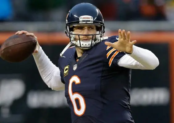 Chicago renueva a Jay Cutler hasta 2020