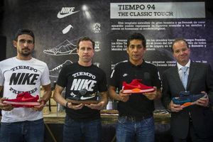 Nike festeja 20 años con zapatos 'Tiempo'