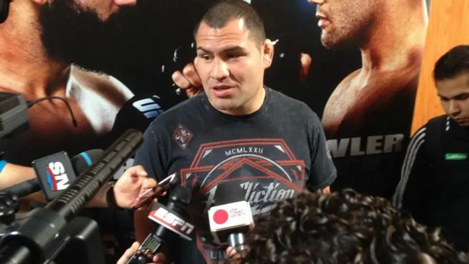 Caín Velázquez, motivado por pelear en México