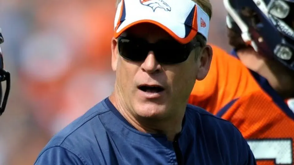 Del Rio, nombrado entrenador interino de los Broncos