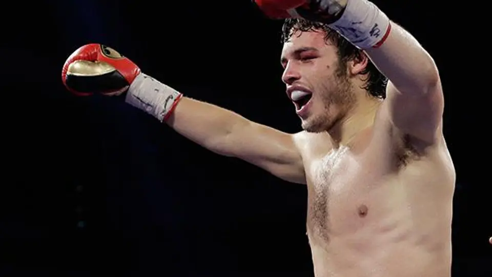 Chávez Jr quiere ser campeón en Supermedio