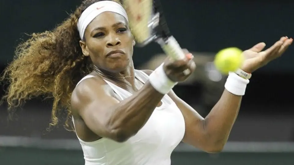 Serena Williams supera tercera ronda