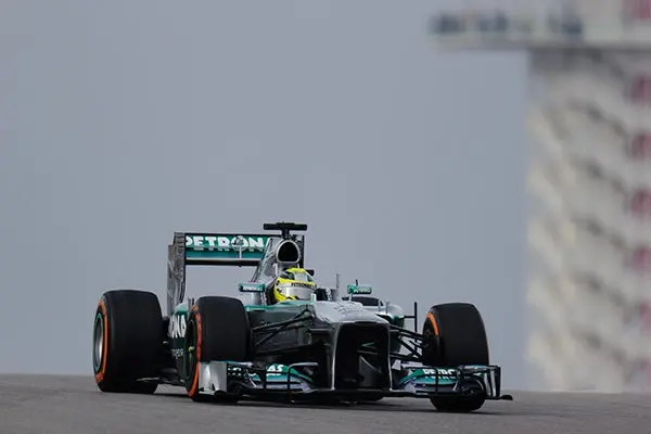 Nico Rosberg registra el mejor tiempo en la P1 del GP de Brasil