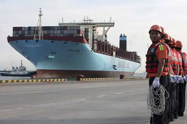 El buque portacontenedor más grande del mundo