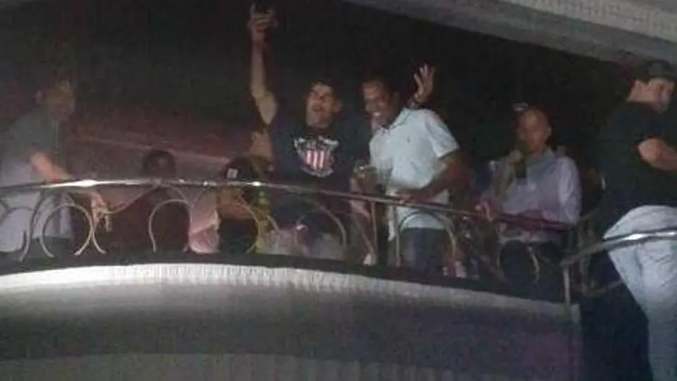 Costa celebra título del Atleti en discoteca